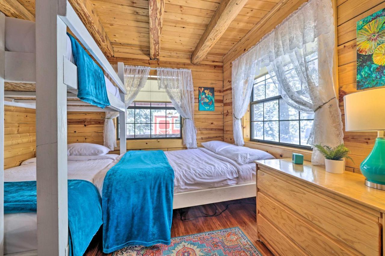 Rustic Duck Creek Village Cabin With Fire Pit! Exterior foto